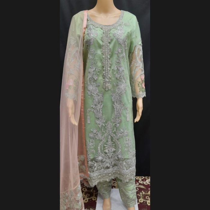 CM_Photogrid_1732040002577