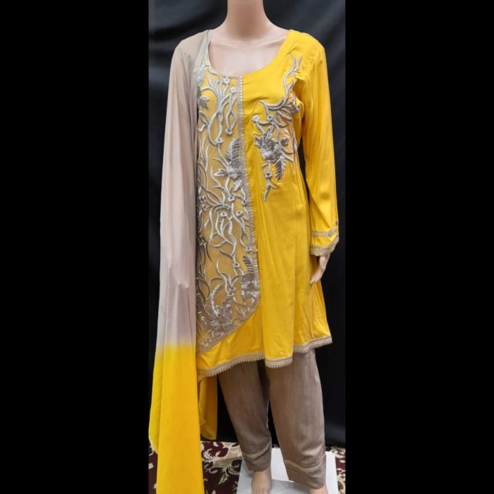 CM_Photogrid_1744550797107