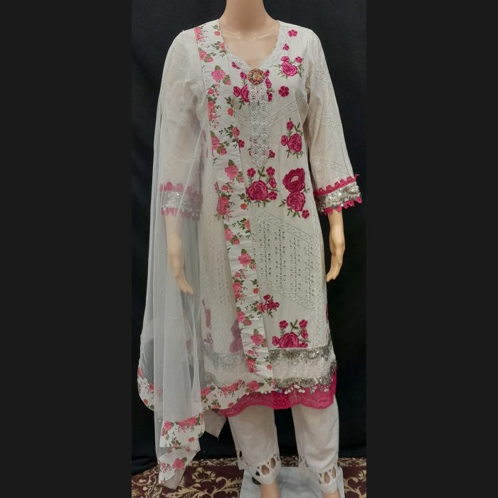 CM_Photogrid_1733736740142