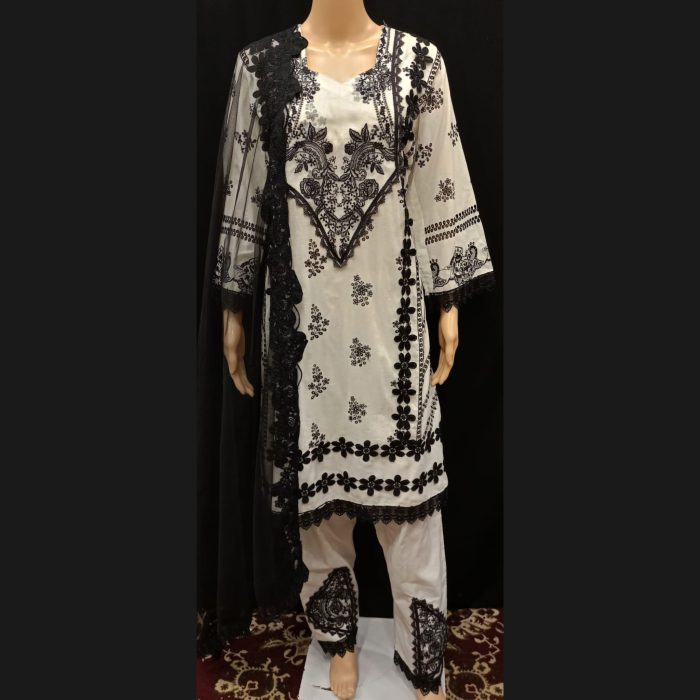 CM_Photogrid_1733750759433