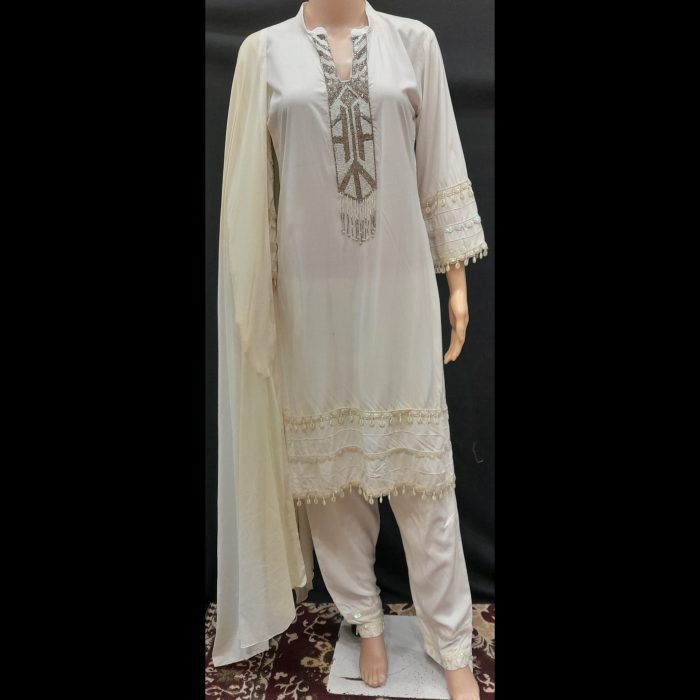 CM_Photogrid_1746110137568