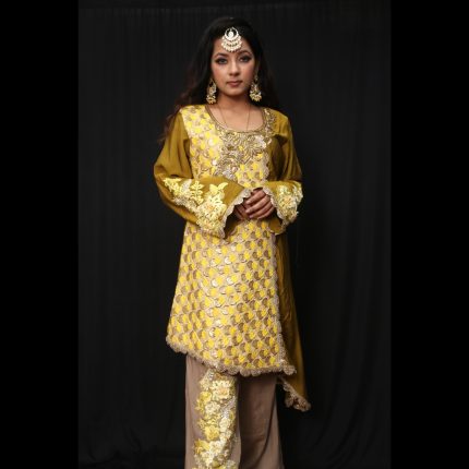 Mustard & Grey Embroidered Suit 40